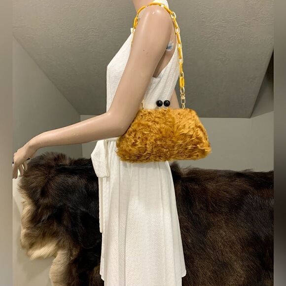 Handmade Real Curly Shearling Kisslock Clutch/Shoulder Bag/Crossbody & 2 Chains - Picture 2 of 14